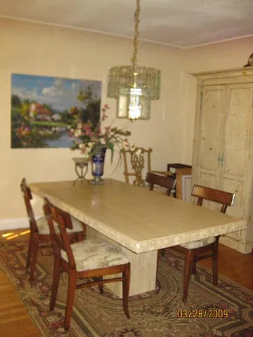 4 bed, 2489 sqft, $2,200 — Photo 3