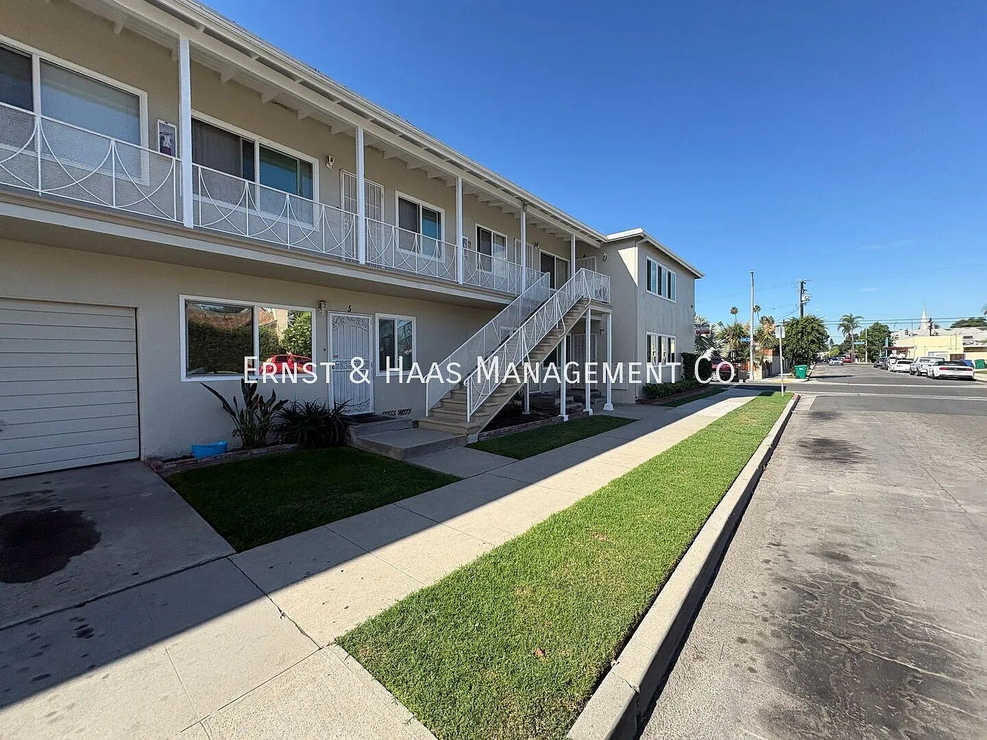 Great Apartment Complex in North Long Beach! — Photo 4