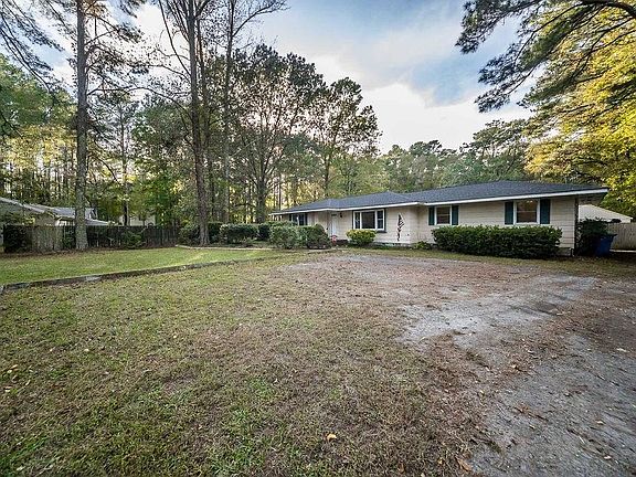 4th image of 812 Washington Dr