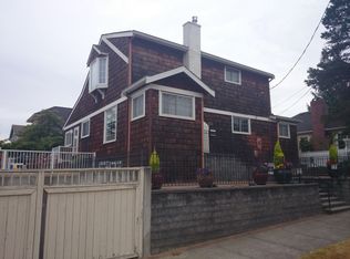 4520 SW Walker St, Seattle, WA 98116