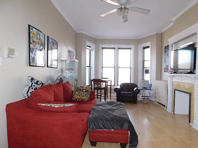 477 W Deming Pl #306 — Photo 3