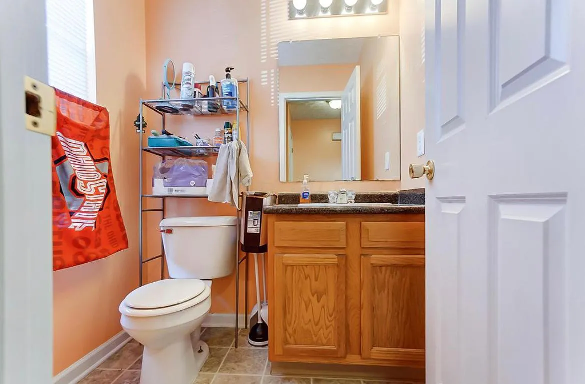 3 bed, 1392 sqft, $1,850 — Photo 4