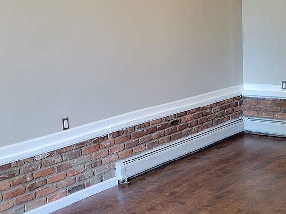 4th image of 905 N Stephenson Hwy APT 23