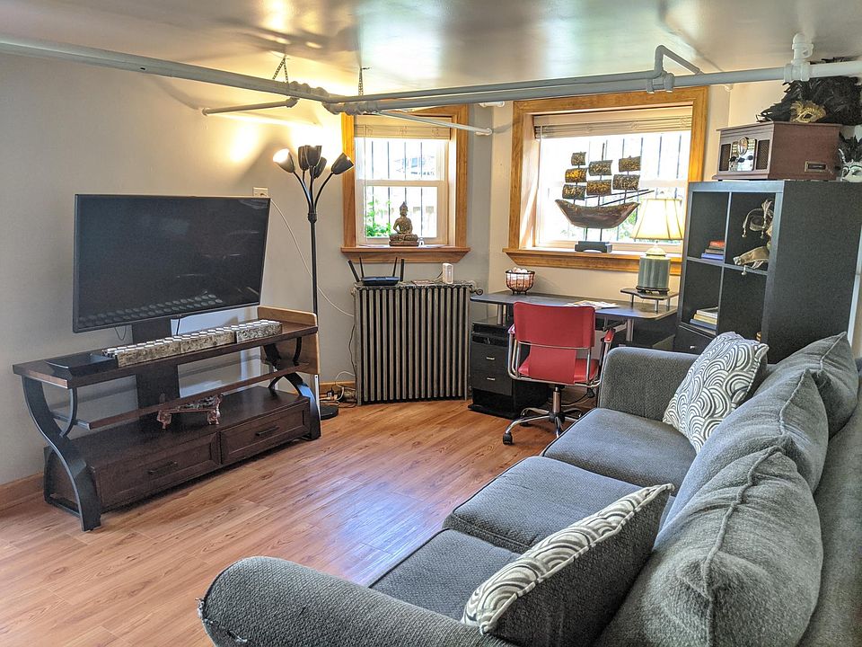 1st image of 3150 W Diversey Ave