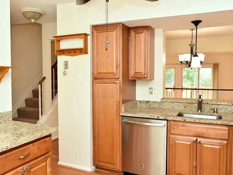 3838 Angelton Ct — Photo 7