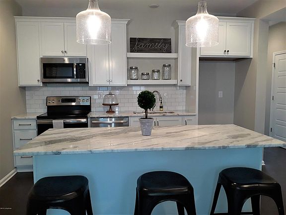 3rd image of 4202 Taylor Cove Ct