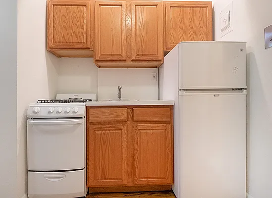 Rented by Copperwood Real Estate | media 12