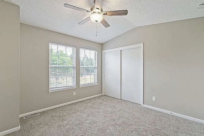 Garden Park Townhomes — Photo 6