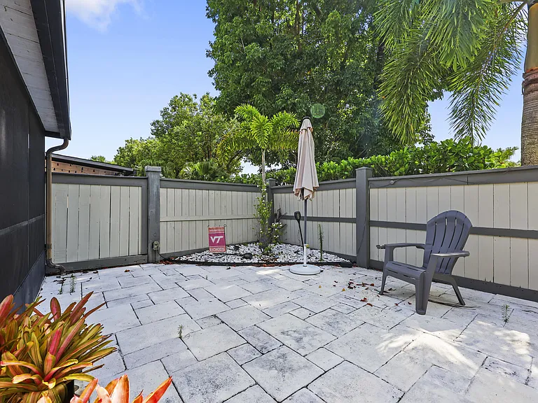 13400 Bedford Mews Ct — Photo 32