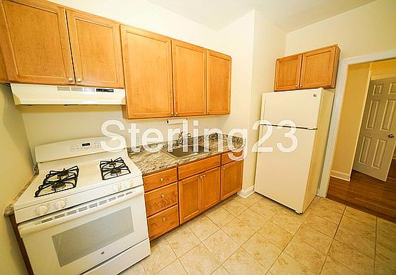 4th image of 45-44 42nd St #1G