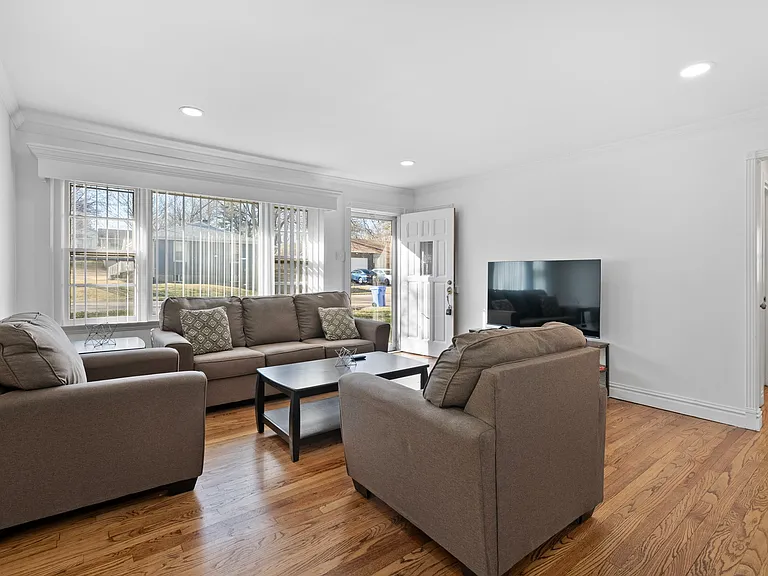 310 Aubuchon St — Photo 5