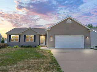 2100 Agate St, Marion, IA 52302