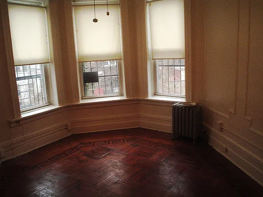 Rented by BR Edwards Associates Inc | media 2