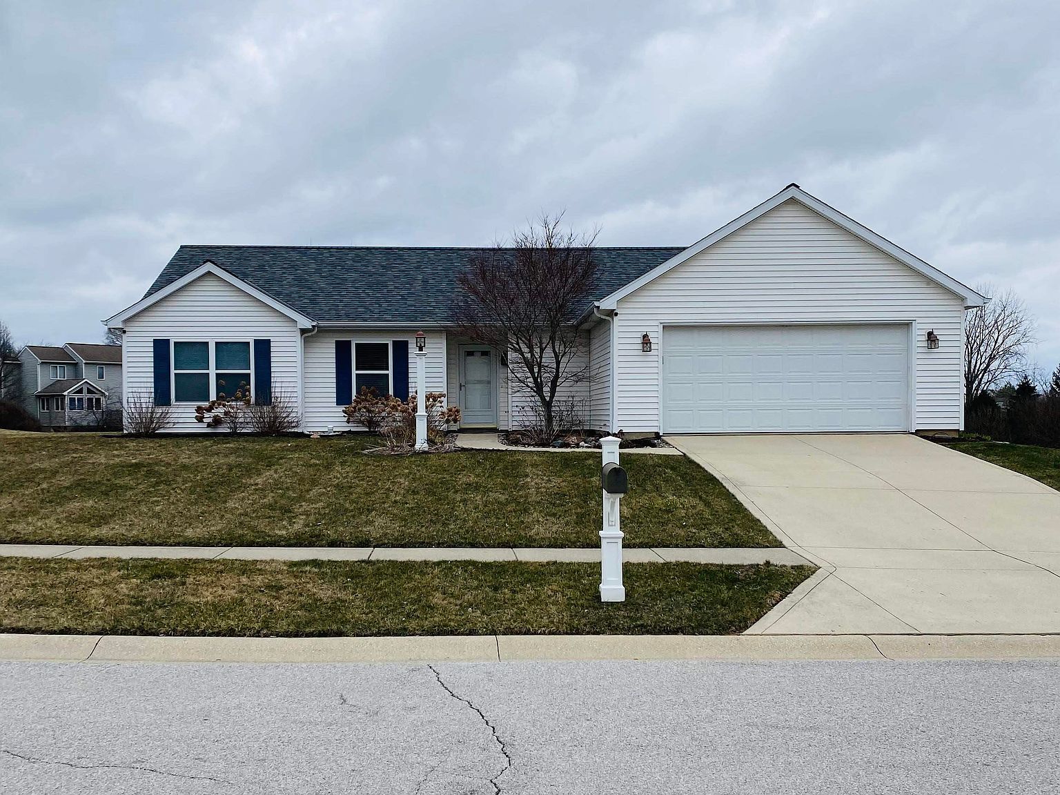 435 Nordyke Dr, Roanoke, IN 46783 Zillow