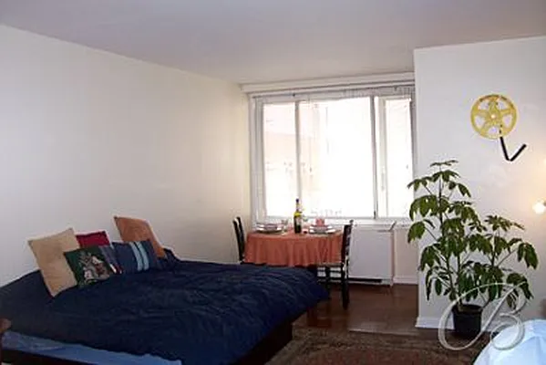 Sold by Bellmarc Realty | media 12