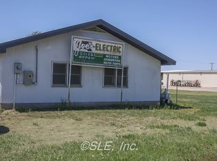817 E 1st Ave, Saint John, KS 67576