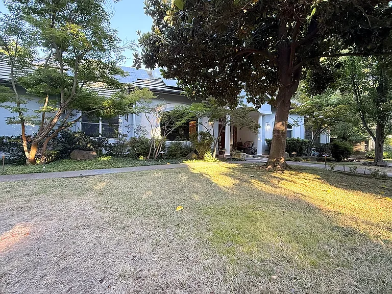 1740 Cathay Way — Photo 20