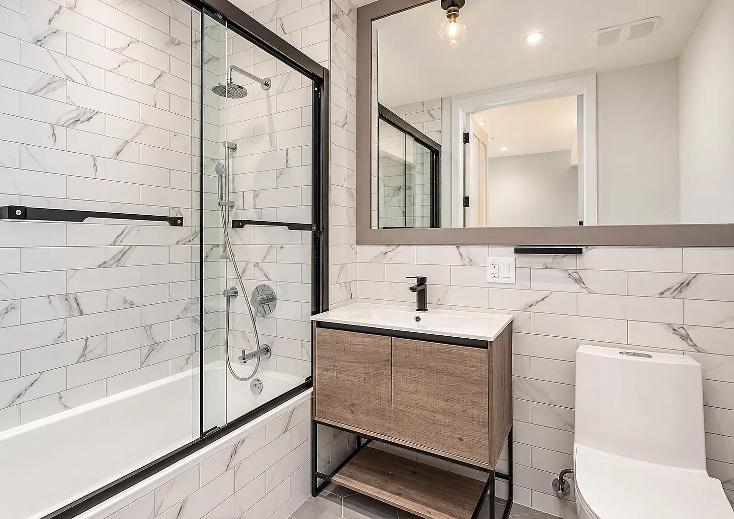882 New York Avenue — Photo 4