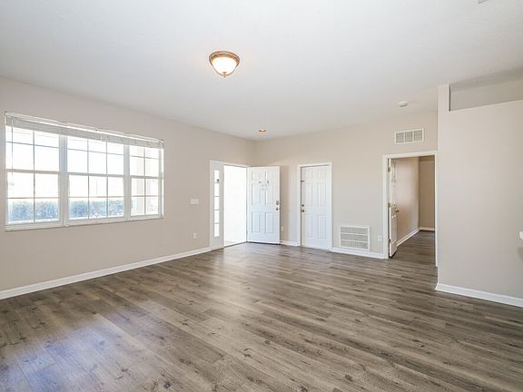 5th image of 24738 Siena Dr