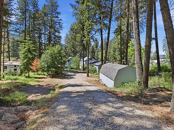 3rd image of 4541 E Deer Lake Rd