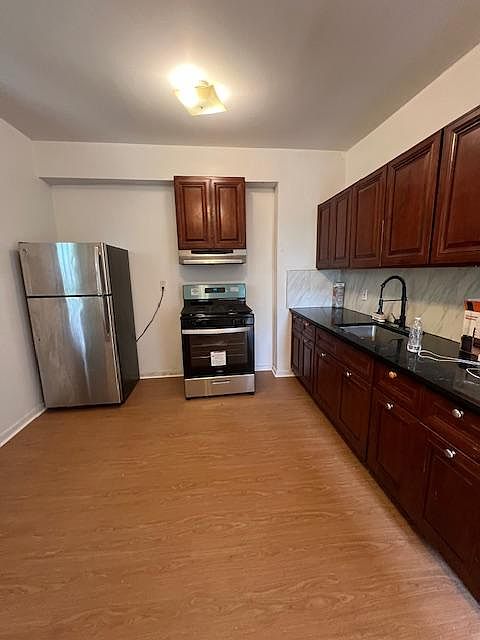 1st image of 57 Taft Ave APT 2