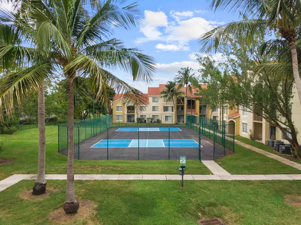 4041 San Marino Boulevard #304, West Palm Beach, FL 33409