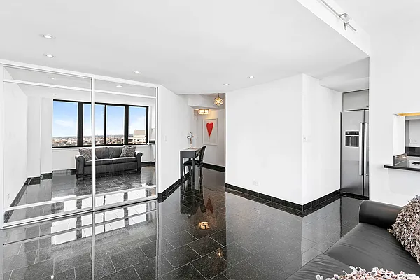 Sold by Compass | media 2