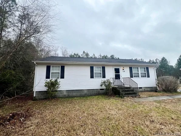 119 Fayes Cir, Emporia, VA 23847