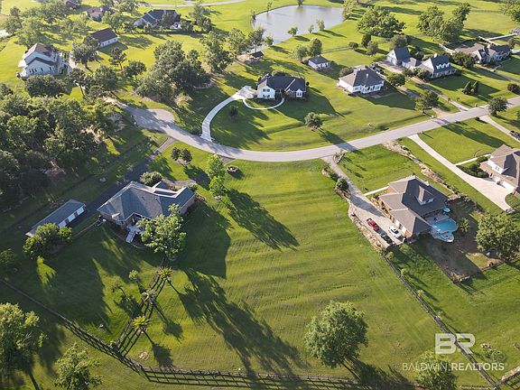 2nd image of 12788 Saddlebrook Cir