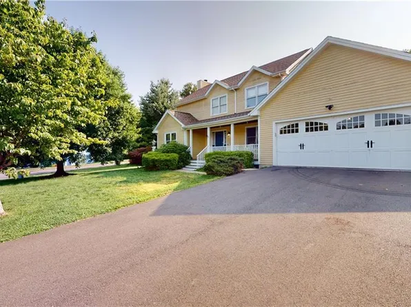 48 Red Glen Road, Middletown, CT 06457