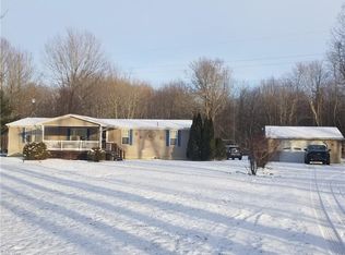 5017 Weaver Rd, Berlin Center, OH 44401