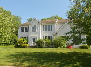 70 Aspen Ave, South Grafton, MA 01560