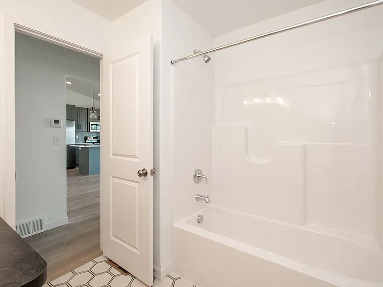6035 8th St W — Photo 28