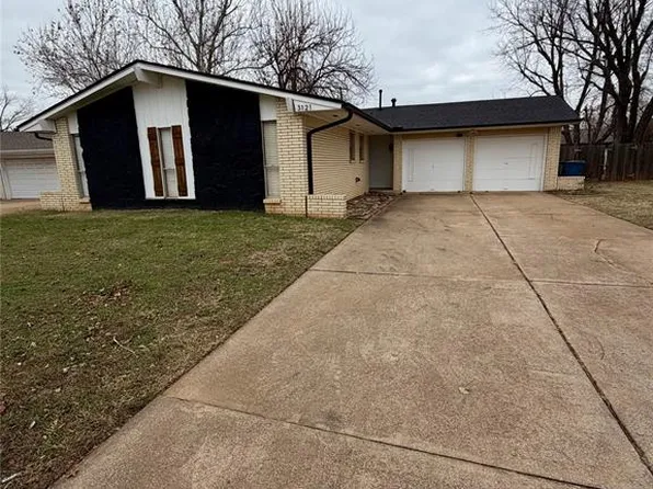 3121 Meadow Ln, Edmond, OK 73013