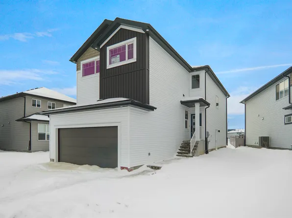 2823 152nd Ave NW, Edmonton, AB T5Y 3Y8