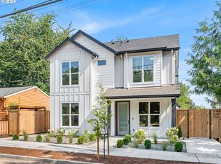 8365 N Swenson St #2, Portland, OR 97203