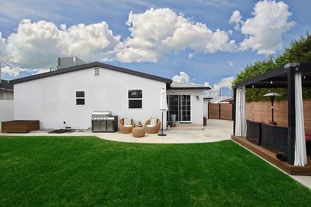 8106 Reading Ave — Photo 31
