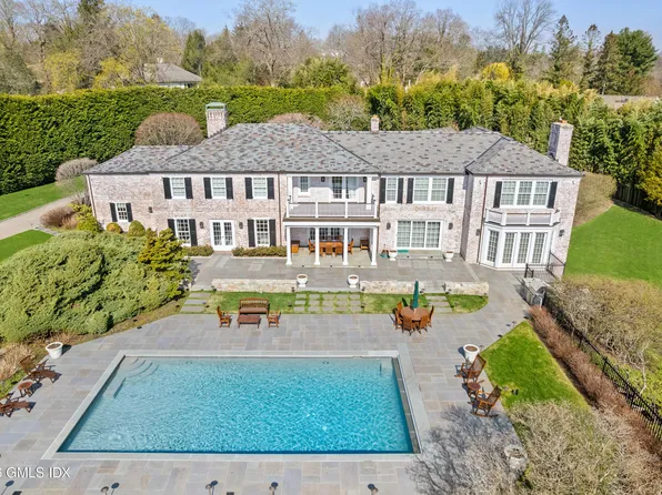 19 Hawkwood Ln, Greenwich, CT 06830