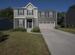 128 Wooded Ridge Dr, Amelia, OH 45102