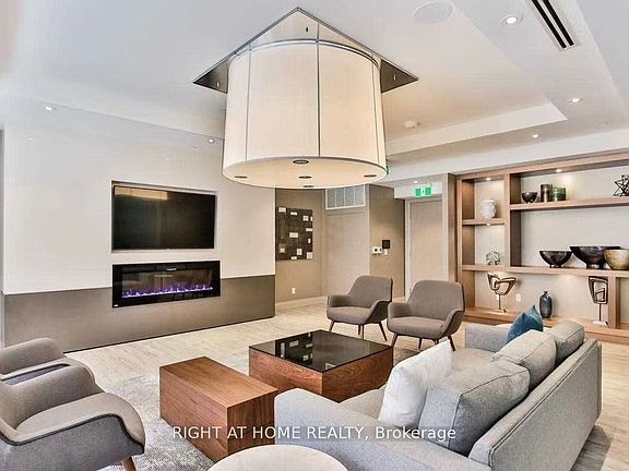 5th image of 50 Wellesley St E #710