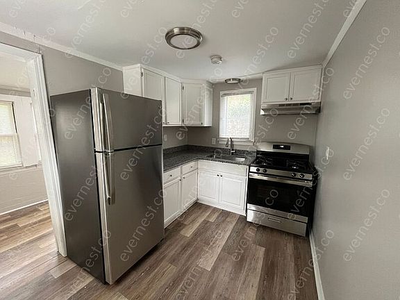 2nd image of 23433 Hoover Ave