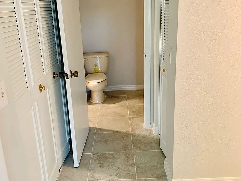 4411 Shady Terrace Ln — Photo 8
