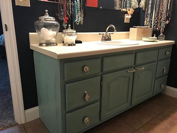 AEE89D0B-9C7E-4B79-AFED-4C3352BDEBF7