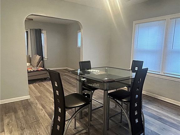 5th image of 797 Alhambra Rd