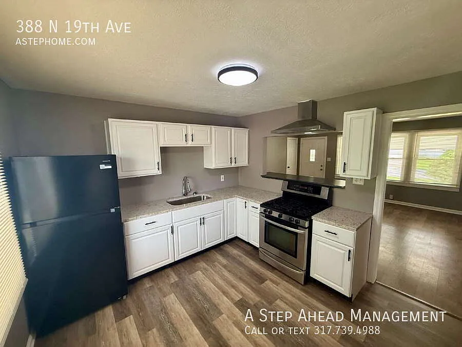 3 Bedroom / 2 Bathroom home in Beeech Grove — Photo 4