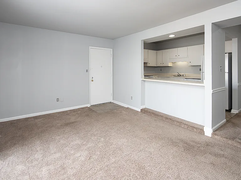 849 Farmhurst Dr #D — Photo 30
