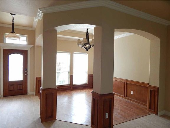 2nd image of 6914 Windy Cove Cir