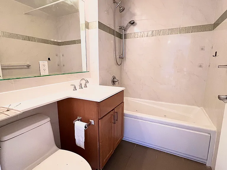 116-11 Curzon Rd #5E — Photo 8