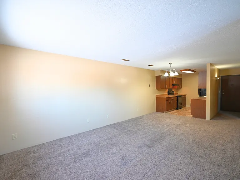 3260 Raven Oaks Dr — Photo 6