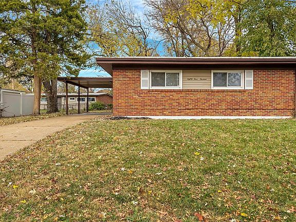 2nd image of 8413 Graybirch Dr
